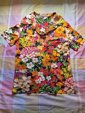 Women's Floral Short-Sleeve Blouse - Vibrant Multi